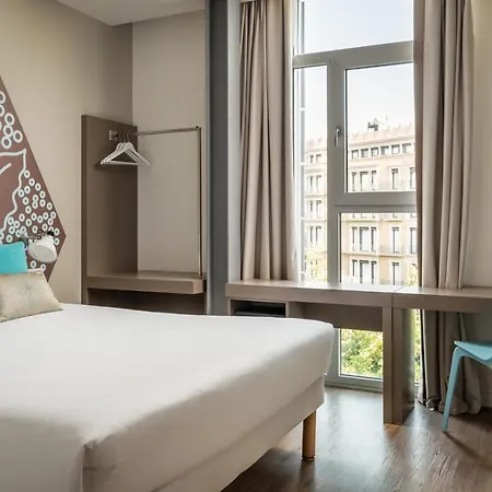 Szálloda Ibis Styles Centre 2*