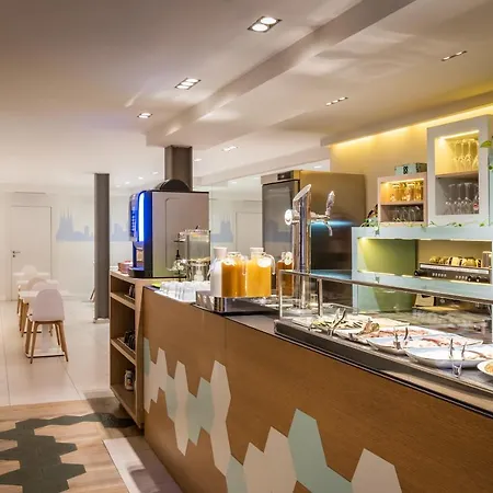 Szálloda Ibis Styles Centre 2*