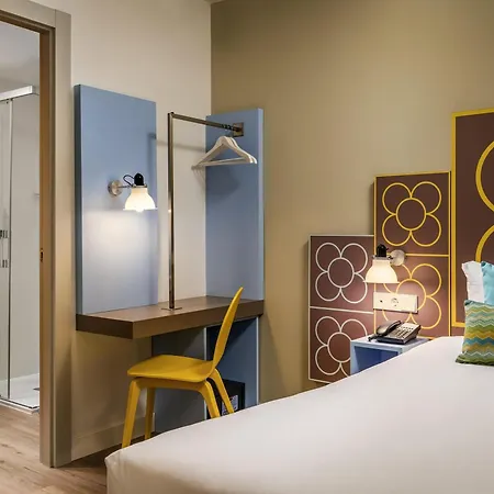 Ibis Styles Centre מלון 2*