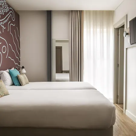 Ibis Styles Centre Hotel 2*