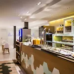 Ibis Styles Centre Hotel 2*