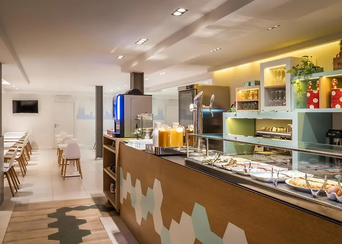 ホテル Ibis Styles Centre 2*